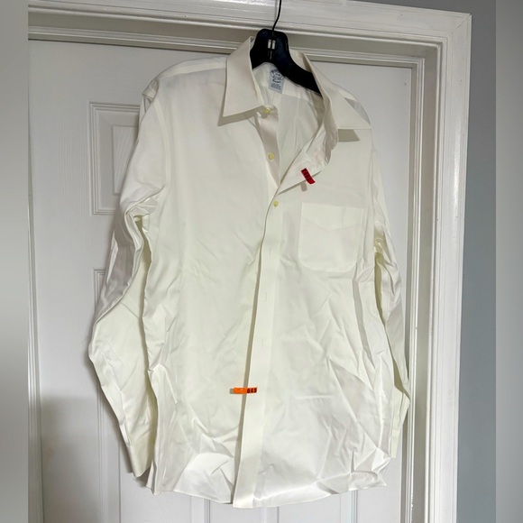 2 Brooks Brothers men’s dress shirt size 17-35 - Picture 2 of 5